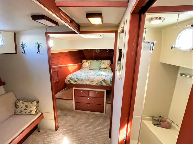 2002 Willard Marine 40 PilothouseTrawler