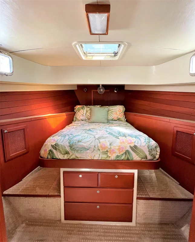 2002 Willard Marine 40 PilothouseTrawler