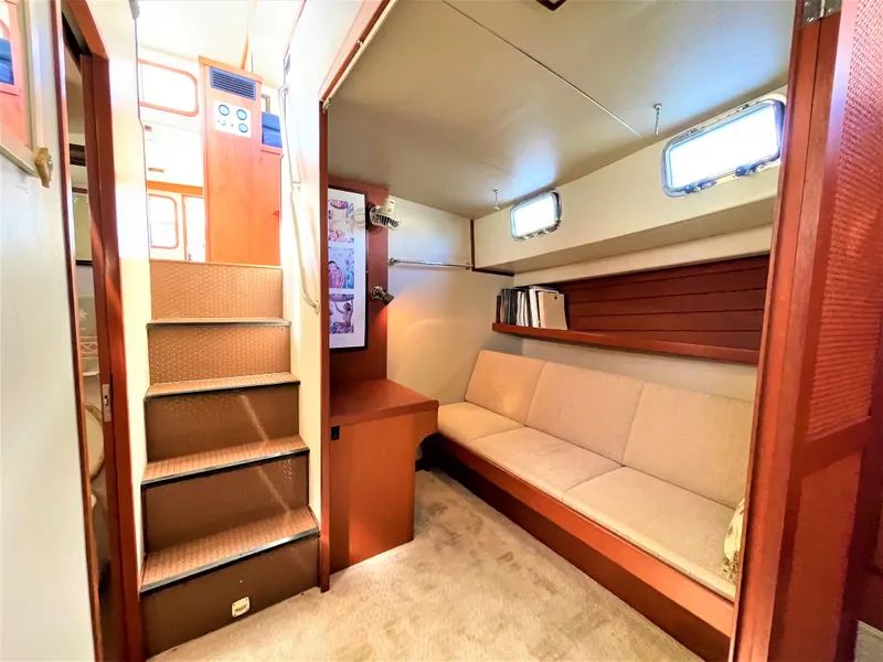 2002 Willard Marine 40 PilothouseTrawler