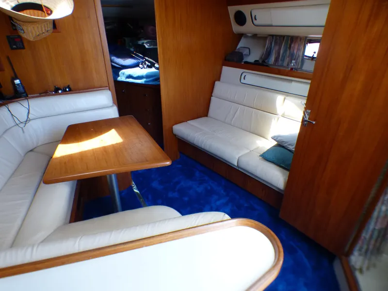 1993 Tiara Yachts Open