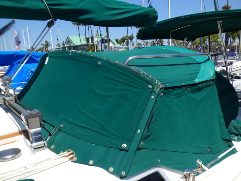 1985 Catalina 36