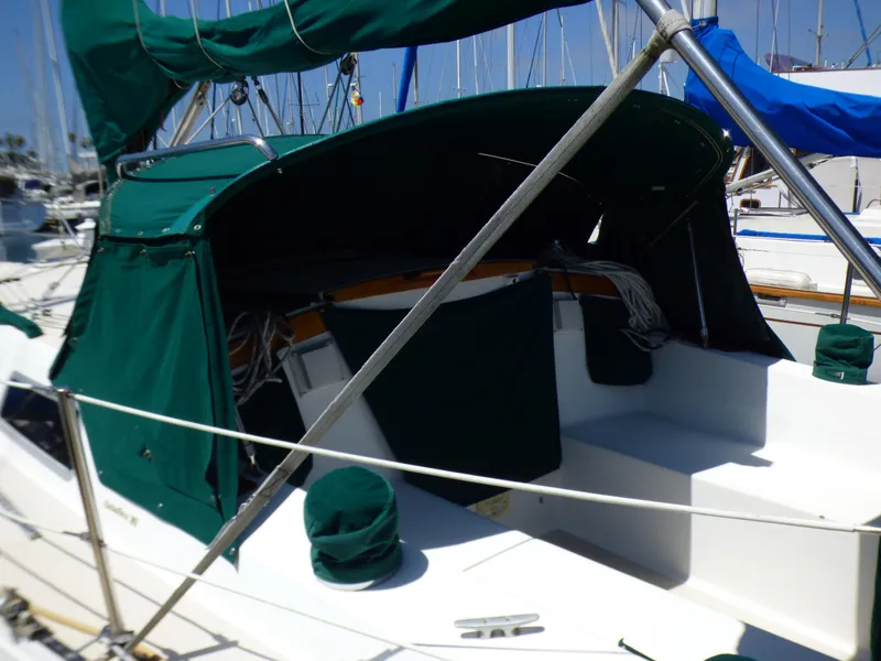1985 Catalina 36