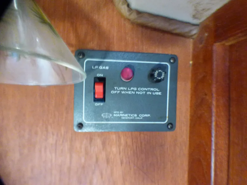 1985 Catalina 36