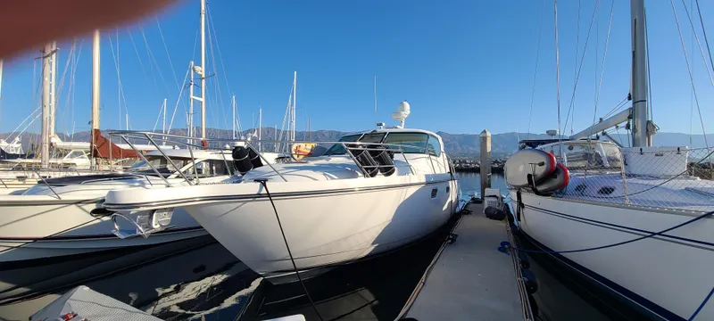 2005 Tiara Yachts 4300 Sovran