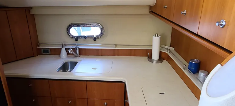 2005 Tiara Yachts 4300 Sovran