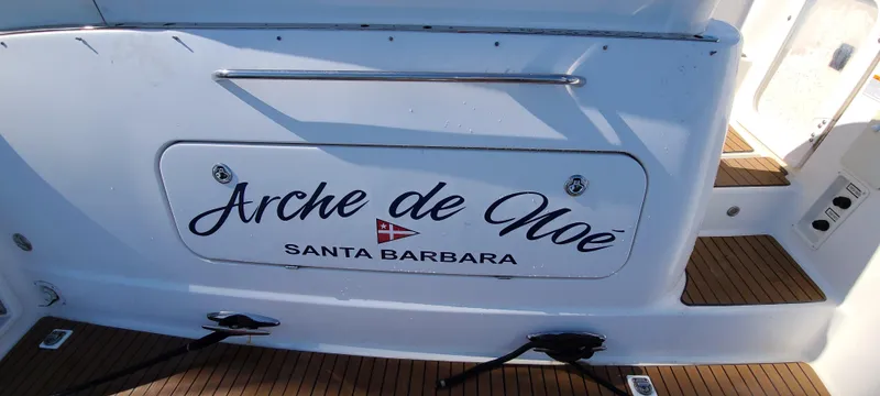 2005 Tiara Yachts 4300 Sovran