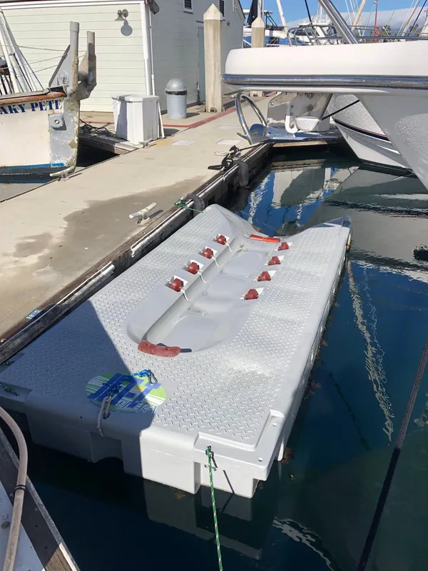 2005 Tiara Yachts 4300 Sovran