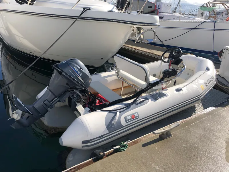 2005 Tiara Yachts 4300 Sovran