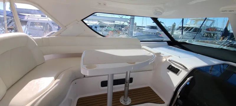 2005 Tiara Yachts 4300 Sovran
