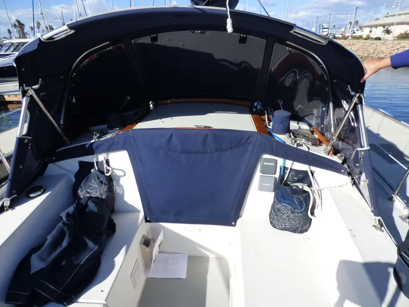 1989 Catalina 34