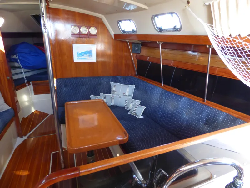 1989 Catalina 34
