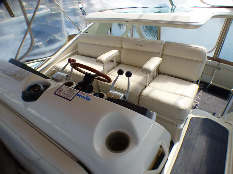 1998 Maxum 4100 SCA
