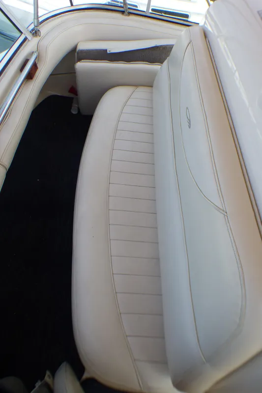 1998 Maxum 4100 SCA