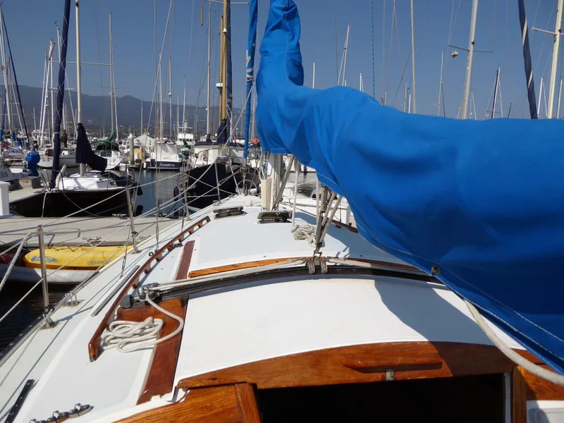 1983 Catalina 30