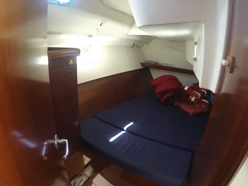 Aft Cabin