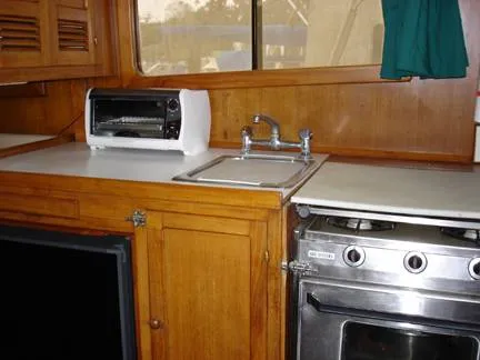 1978 CHB Aft Cabin Trawler