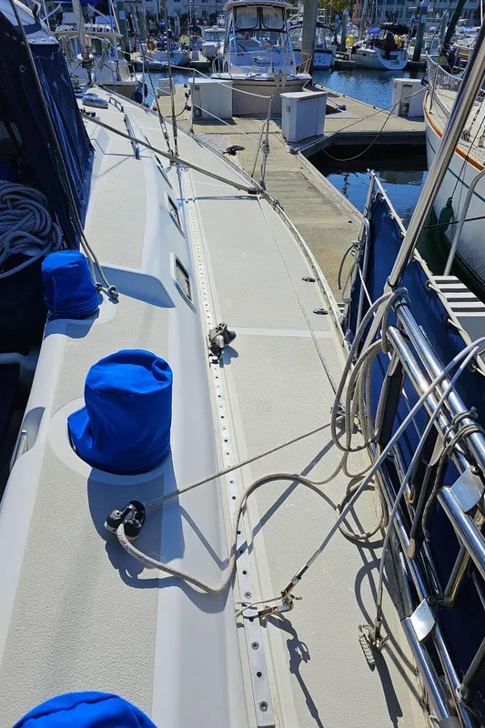 1985 Hunter Legend 40