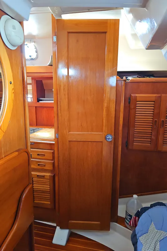 1985 Hunter Legend 40