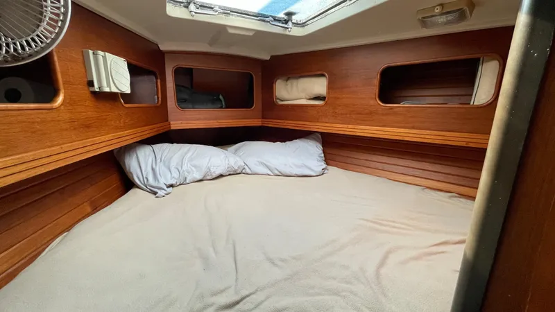 1989 C&C Sloop