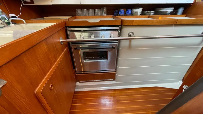 1989 C&C Sloop