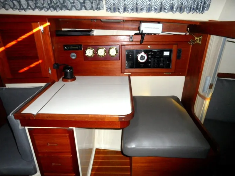 1989 Catalina Sloop