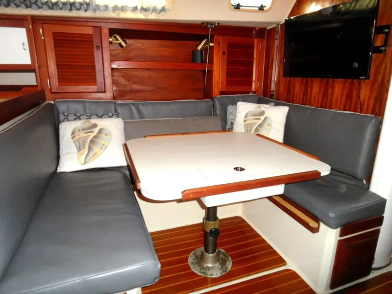 1989 Catalina Sloop