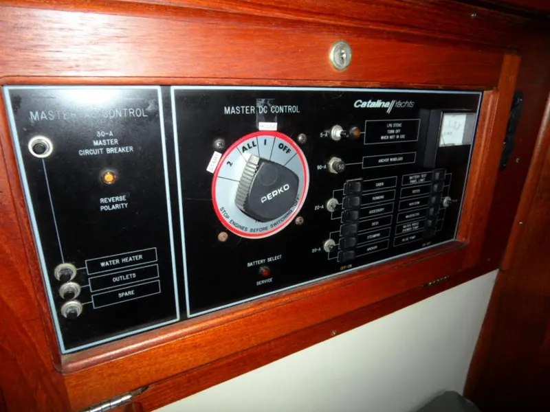 1989 Catalina Sloop