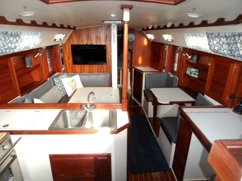 1989 Catalina Sloop