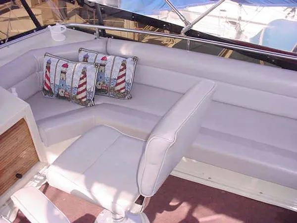additional flybridge seating