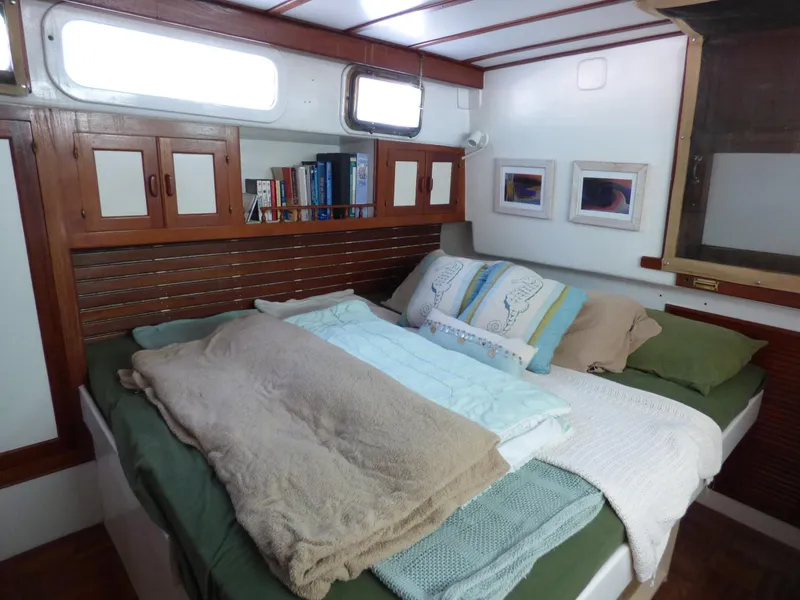 Owners Stateroom King Bed