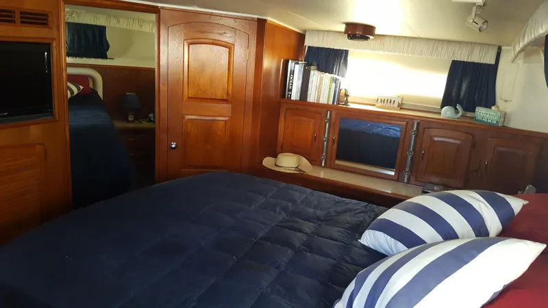1989 Californian 48 CMY