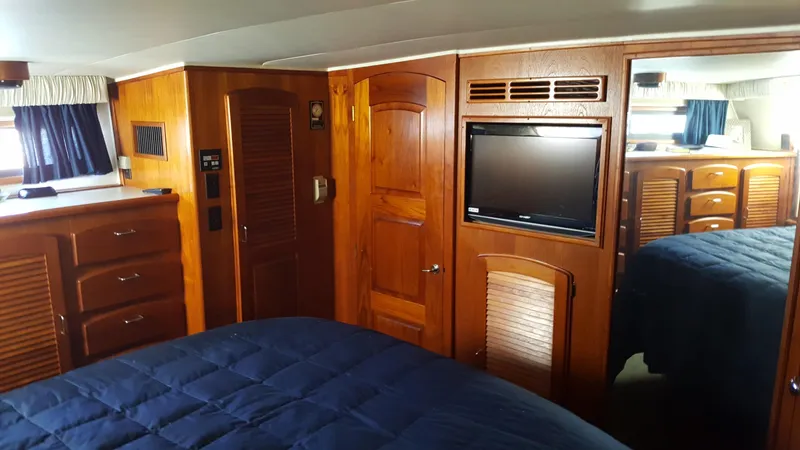 1989 Californian 48 CMY