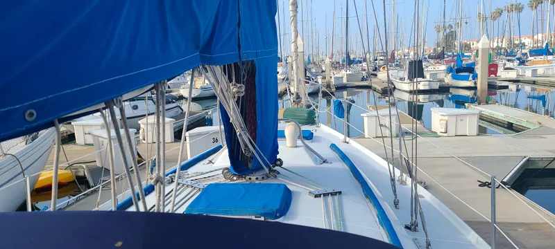 1983 Ericson 35-3