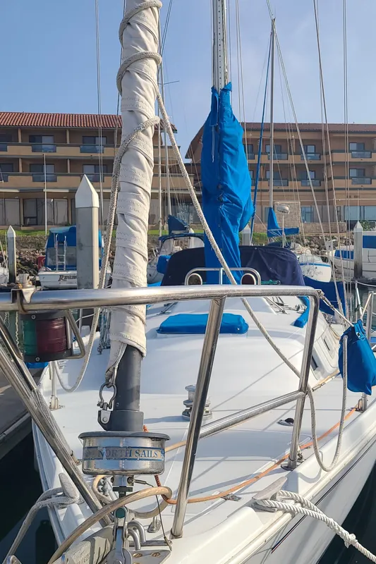 1983 Ericson 35-3