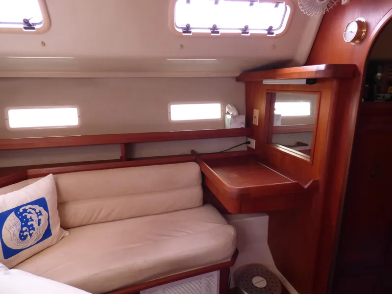 1991 Hunter Passage 42