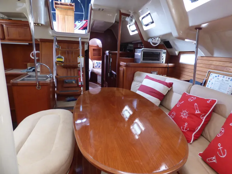 1991 Hunter Passage 42