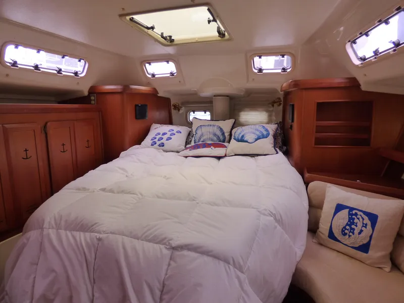 1991 Hunter Passage 42