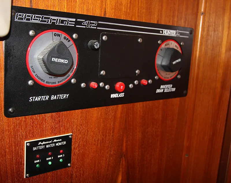1991 Hunter Passage 42