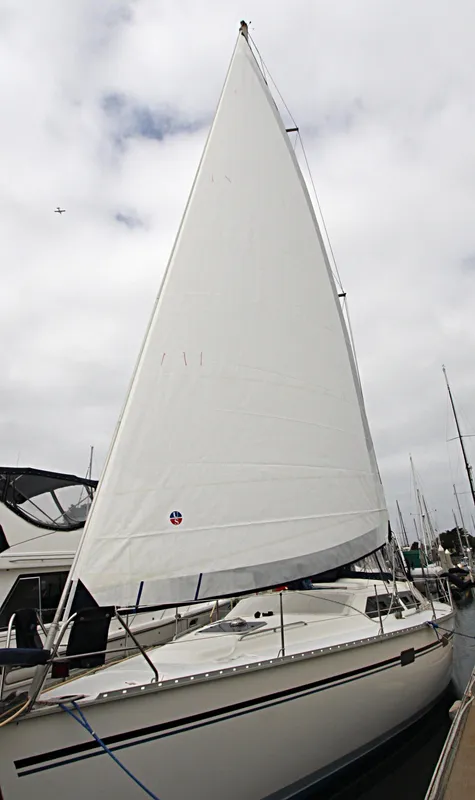 1991 Hunter Passage 42