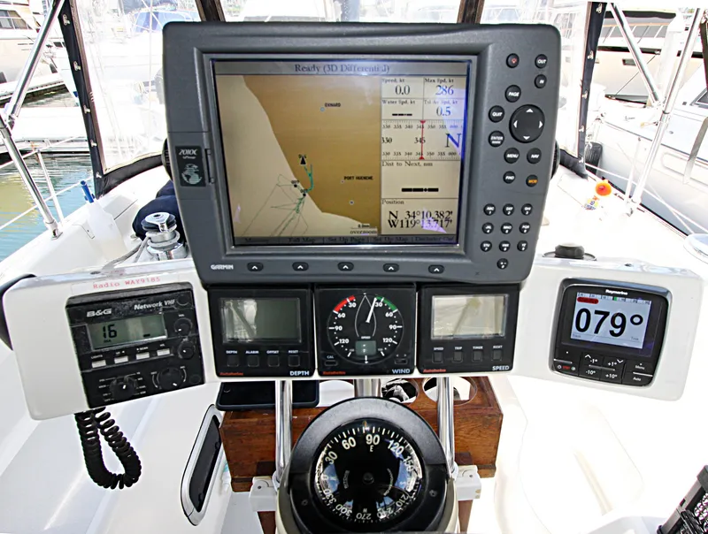 1991 Hunter Passage 42