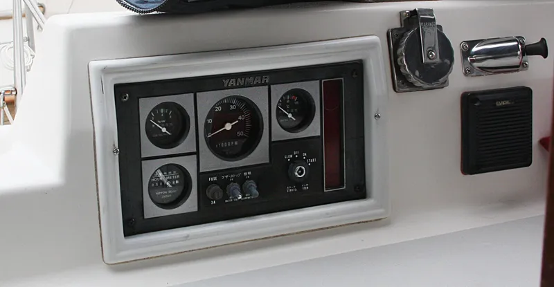 1991 Hunter Passage 42