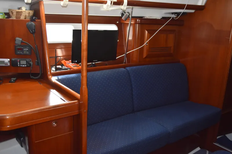 2004 Beneteau 423