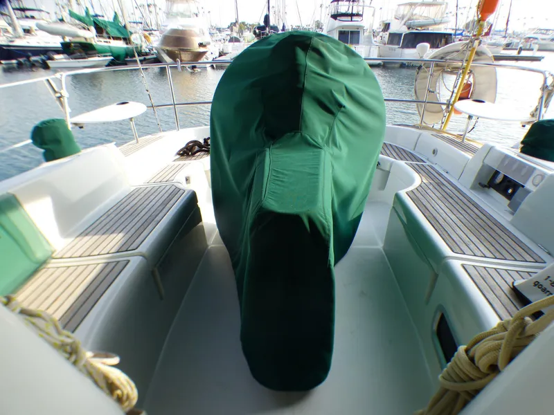 2004 Beneteau 423