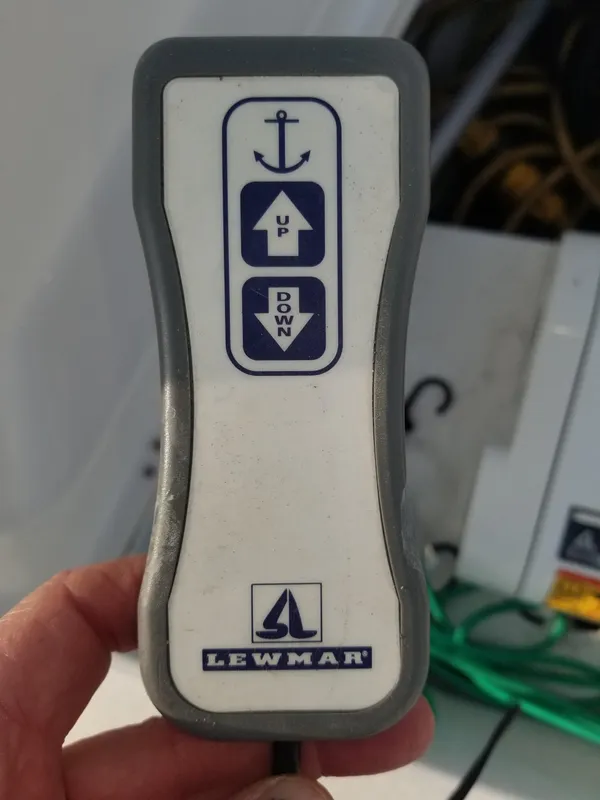 2004 Beneteau 423