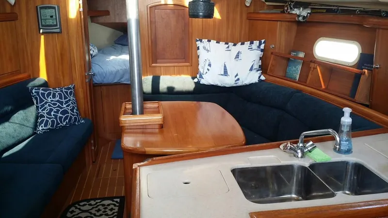 2003 Hunter 356