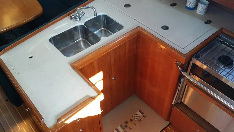 2003 Hunter 356