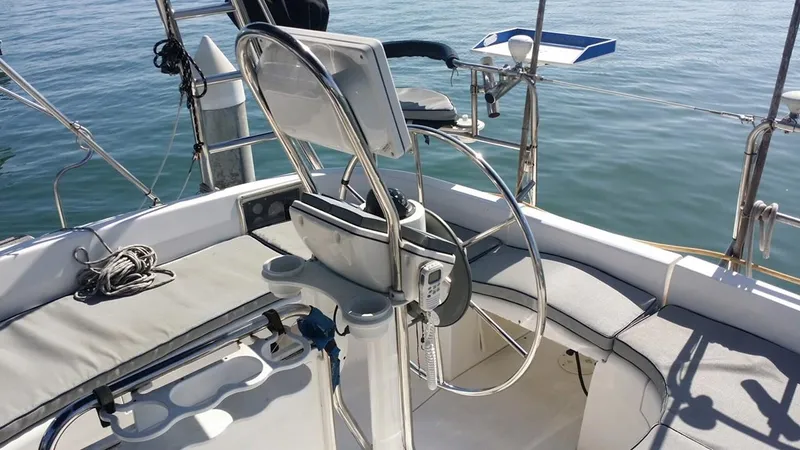2003 Hunter 356