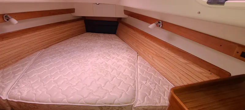 2009 Catalina 375