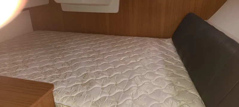 2009 Catalina 375