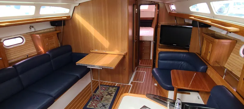 2009 Catalina 375